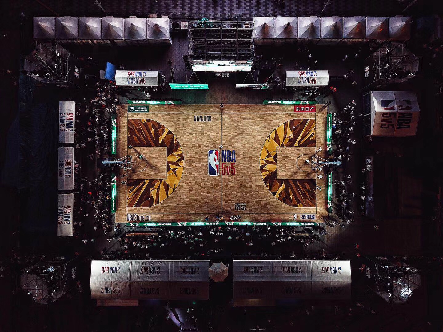 借助青训体 借助青训体